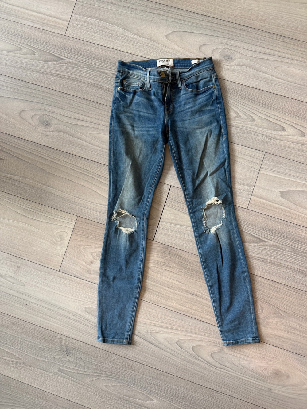 FRAME Distressed Skinny Jeans